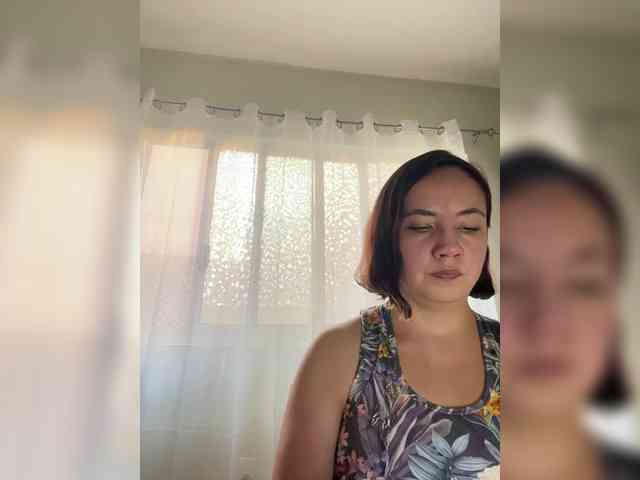 MishelleLopez webcam