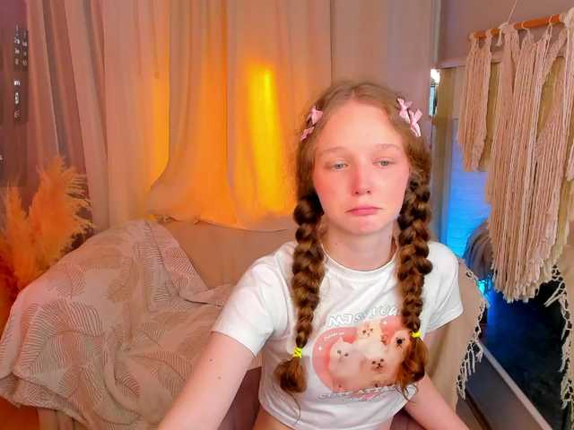 Join cute model RoseCharming RoseCharming from BongaCams