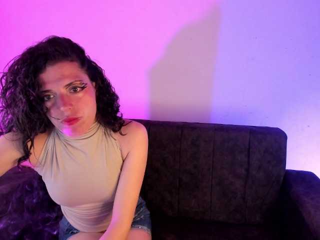 Sex chat gratuit in direct cu SexyMalvada pe BongaCams