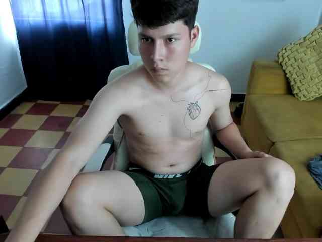 daniel-leon daniel-leon