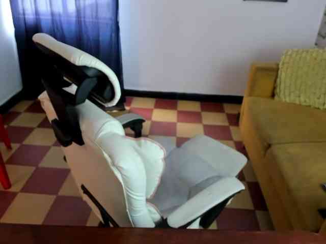 daniel-leon daniel-leon