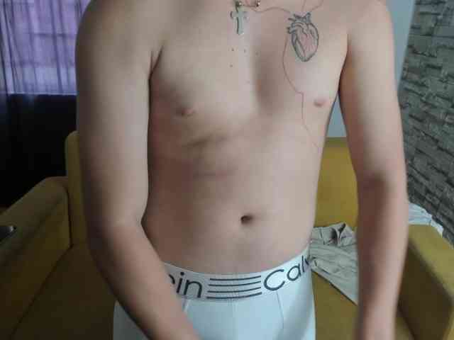 daniel-leon daniel-leon