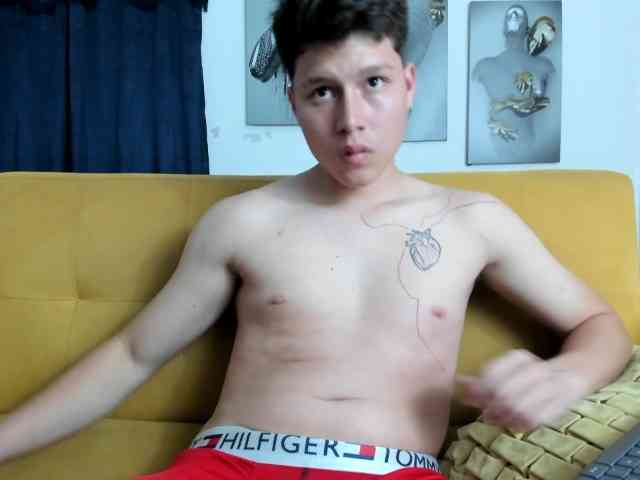 daniel-leon daniel-leon