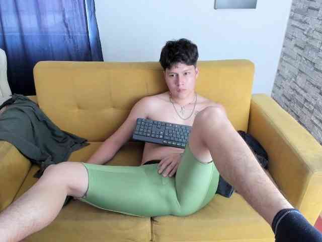 daniel-leon daniel-leon