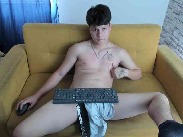 daniel-leon daniel-leon