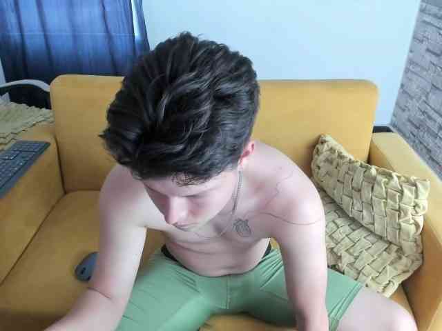 daniel-leon daniel-leon