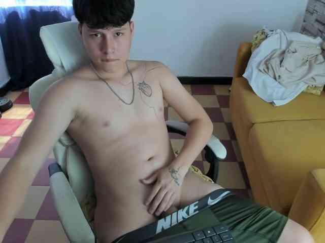 daniel-leon daniel-leon