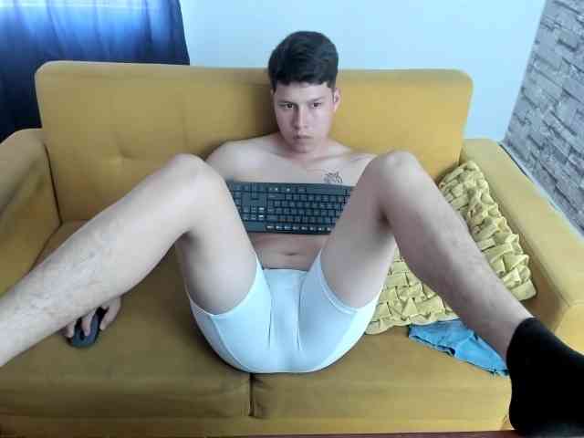 daniel-leon daniel-leon