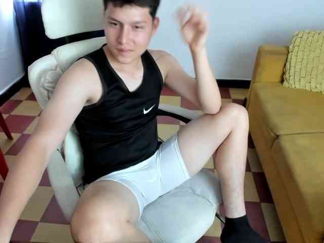 daniel-leon daniel-leon