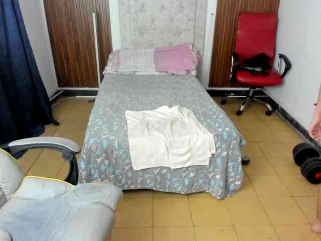 daniel-leon daniel-leon