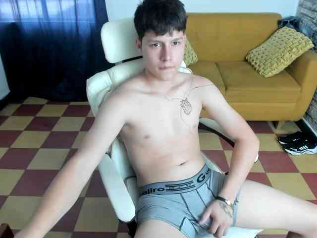 daniel-leon