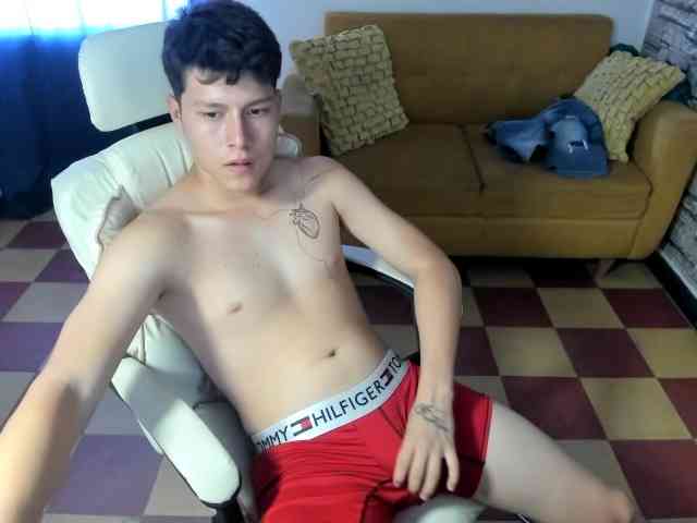 daniel-leon