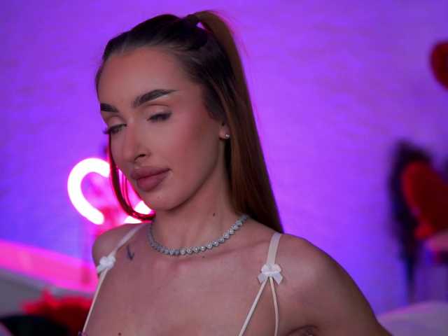 ClaraBenatti from BongaCams