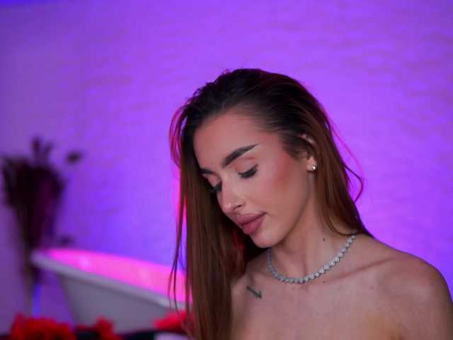 ClaraBenatti from BongaCams