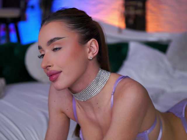 ClaraBenatti's BongaCams show and profile