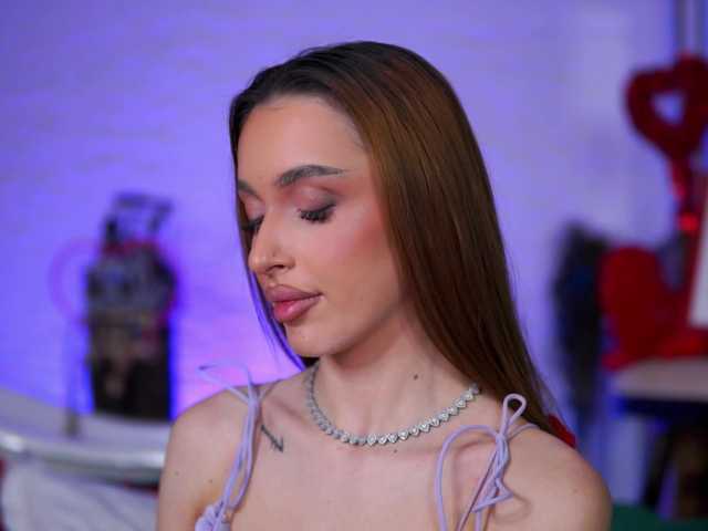 ClaraBenatti's BongaCams show and profile