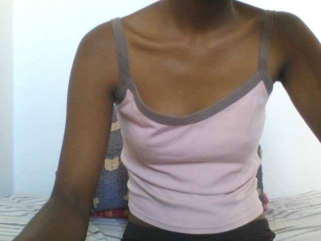 AfricanaQueen webcam bongacams model stream image