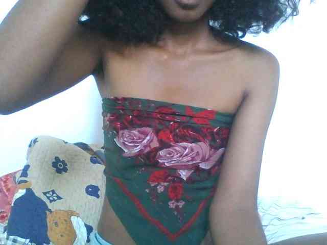 AfricanaQueen webcam