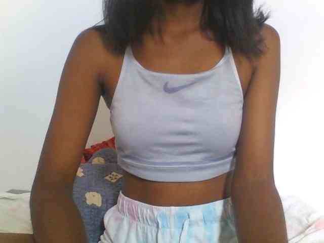 AfricanaQueen webcam