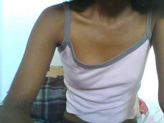 AfricanaQueen webcam