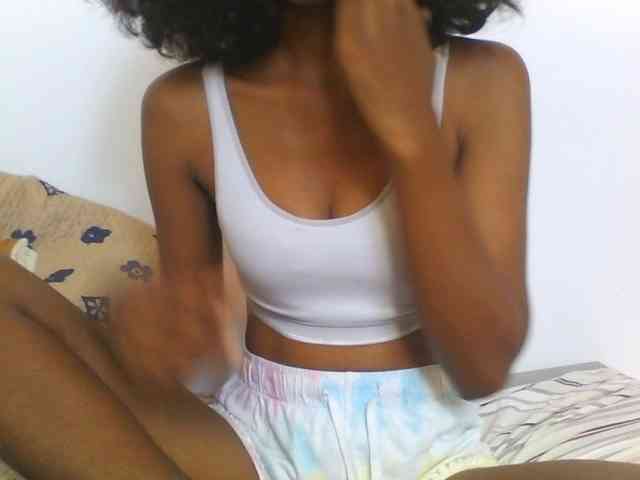 AfricanaQueen webcam