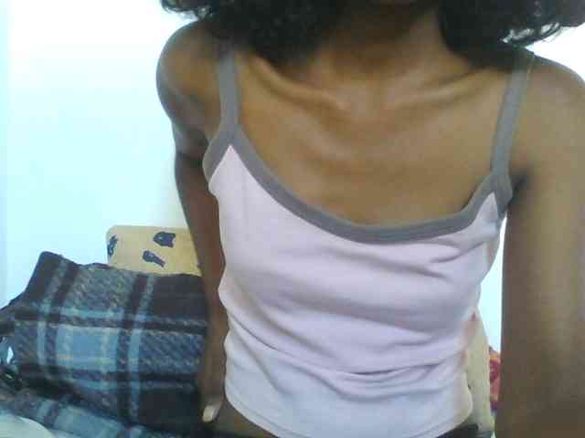 AfricanaQueen webcam