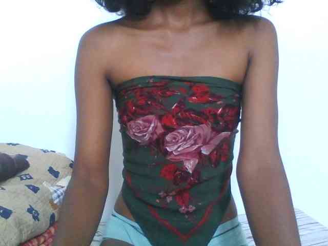 AfricanaQueen webcam