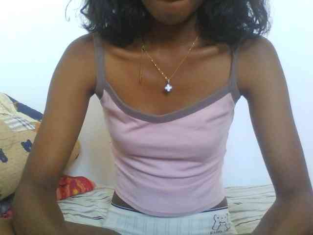 AfricanaQueen webcam