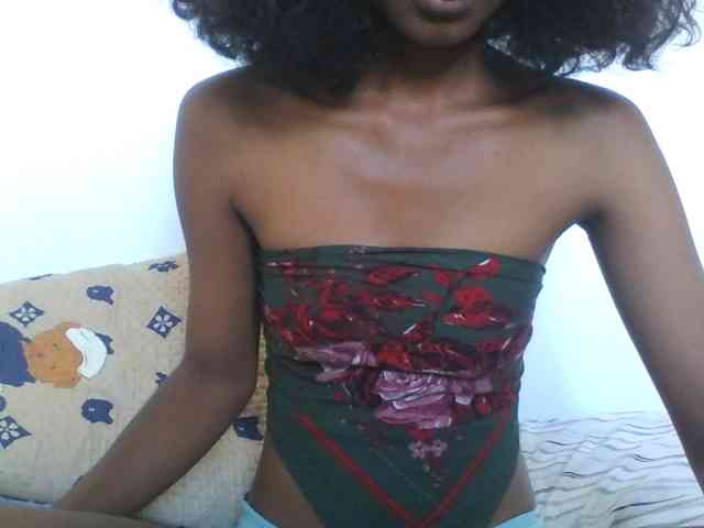 AfricanaQueen webcam