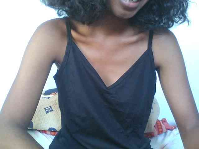 AfricanaQueen webcam