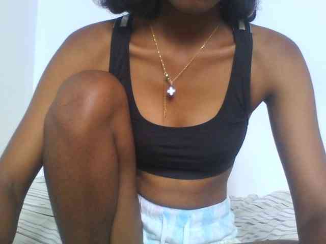 AfricanaQueen webcam