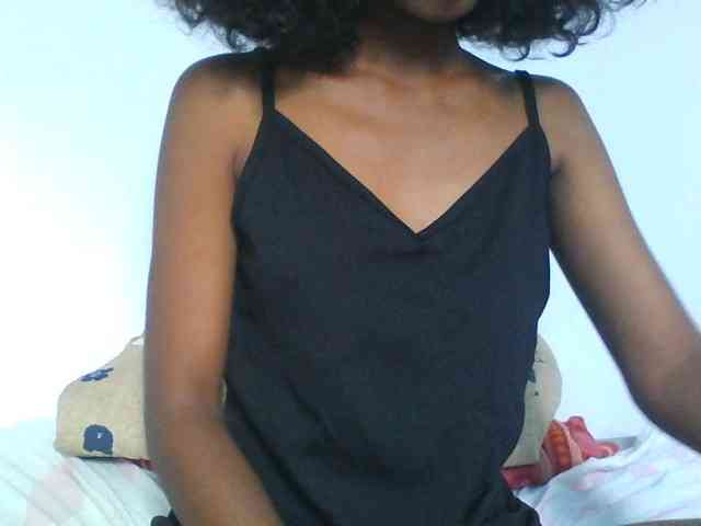 AfricanaQueen webcam