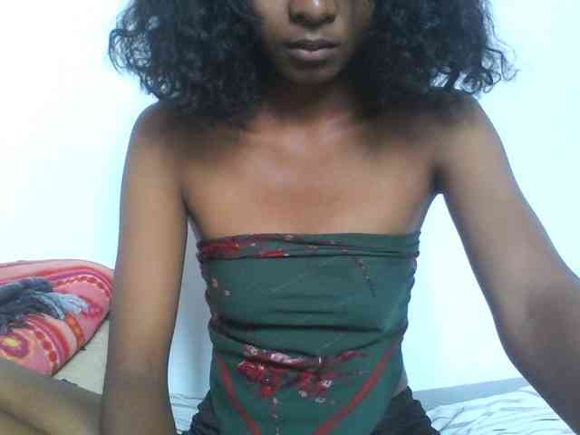 AfricanaQueen webcam