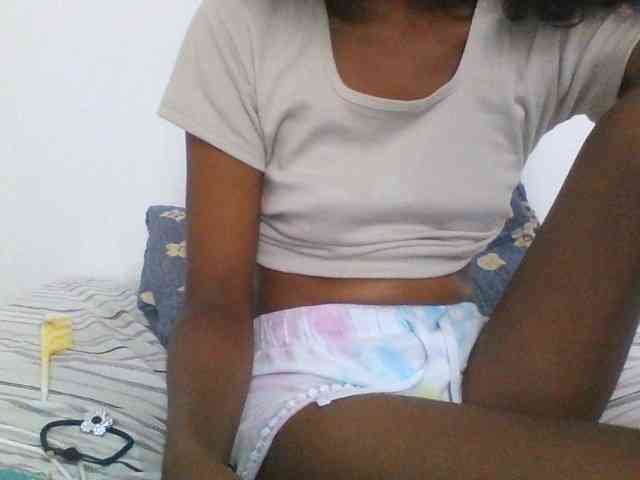 AfricanaQueen webcam