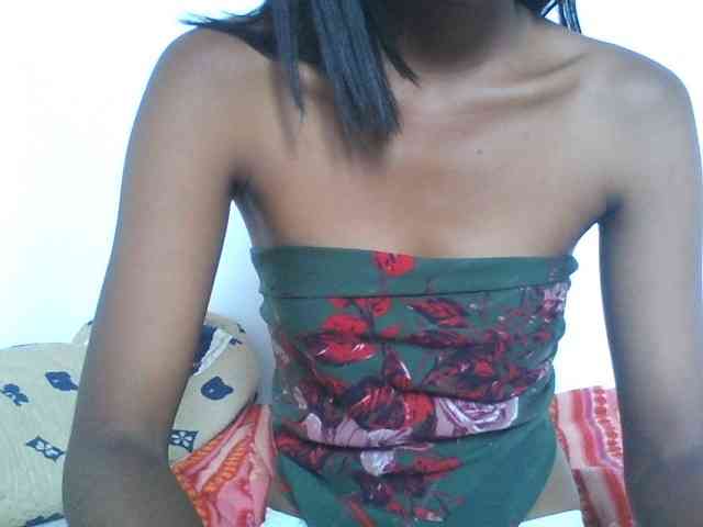 AfricanaQueen webcam