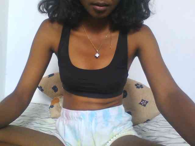 AfricanaQueen webcam
