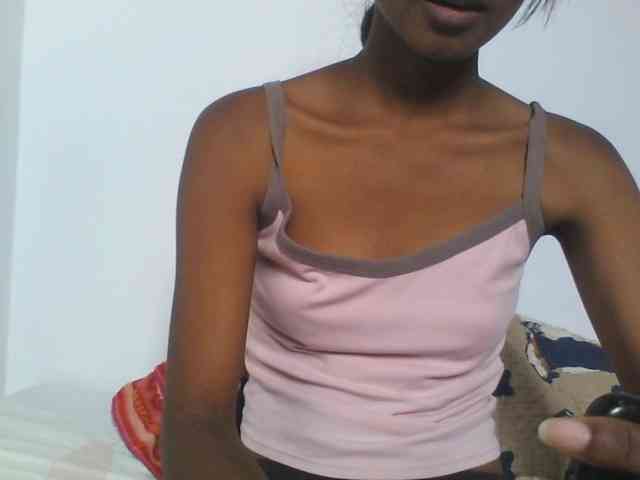 AfricanaQueen webcam