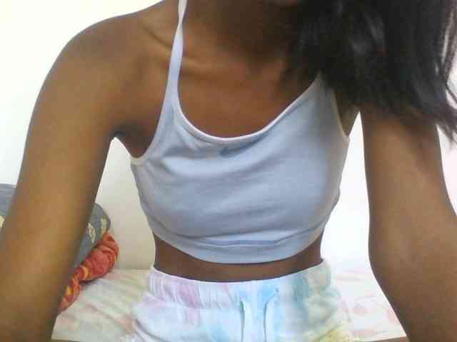 AfricanaQueen webcam