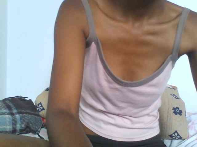 AfricanaQueen webcam