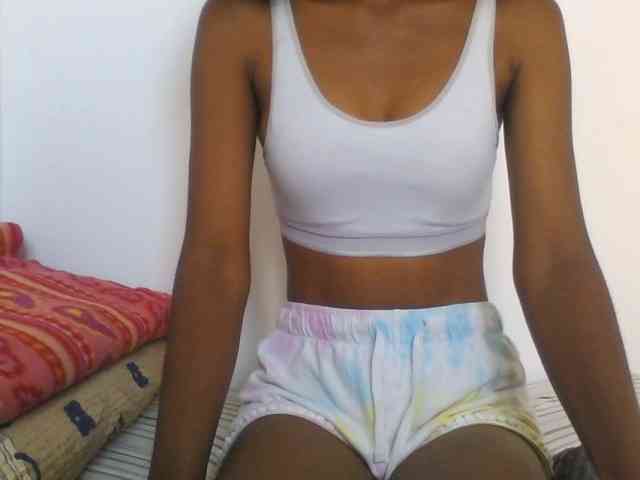AfricanaQueen webcam
