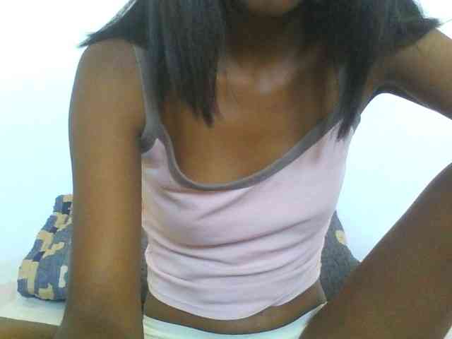 AfricanaQueen webcam