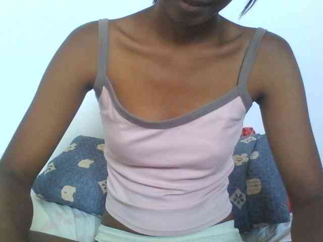 AfricanaQueen webcam