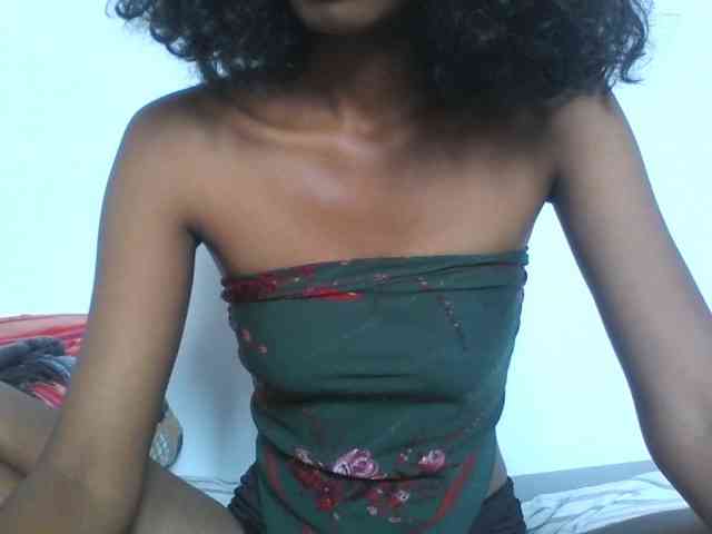 AfricanaQueen webcam