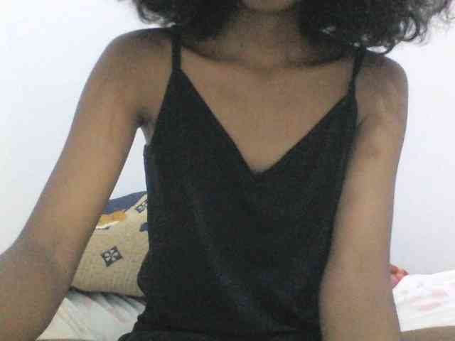 AfricanaQueen webcam