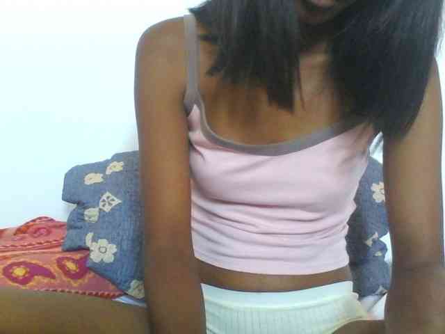 AfricanaQueen webcam