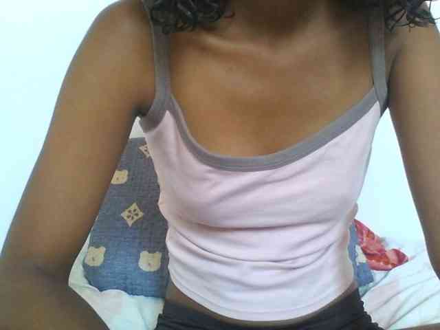 AfricanaQueen webcam