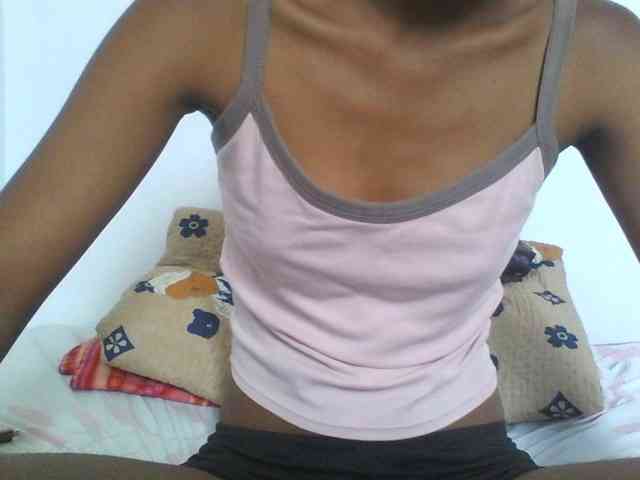 AfricanaQueen webcam