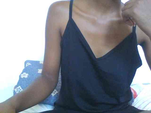 AfricanaQueen webcam