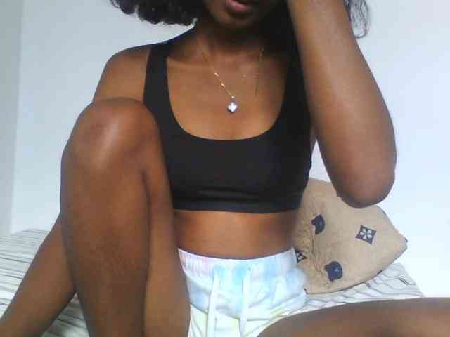 AfricanaQueen webcam