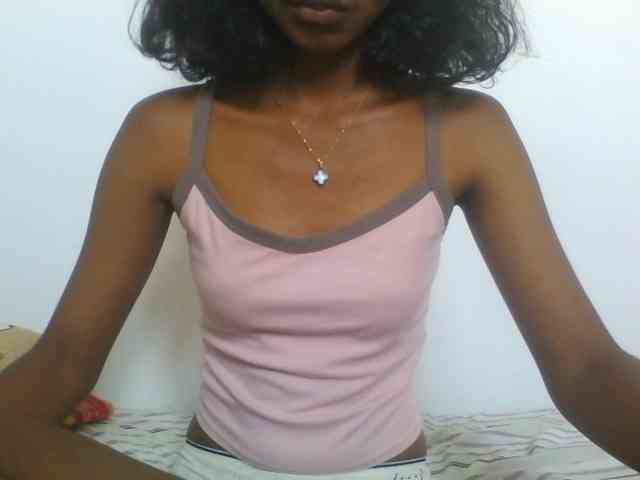 AfricanaQueen webcam